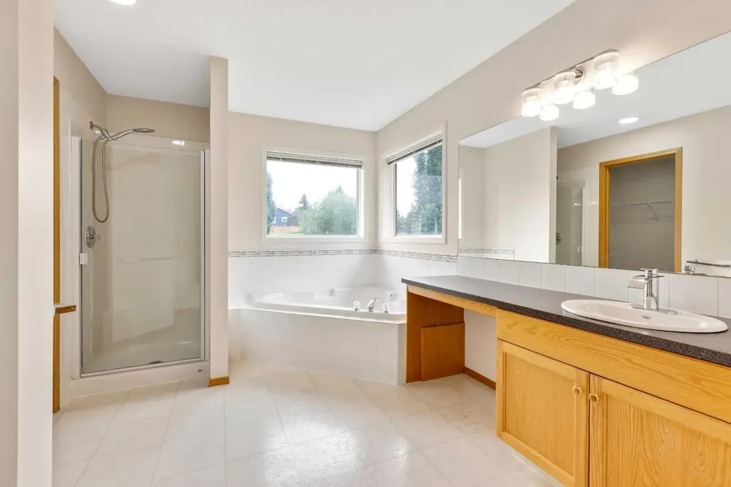 117 Millview Park SW Calgary AB T2Y 3Y2