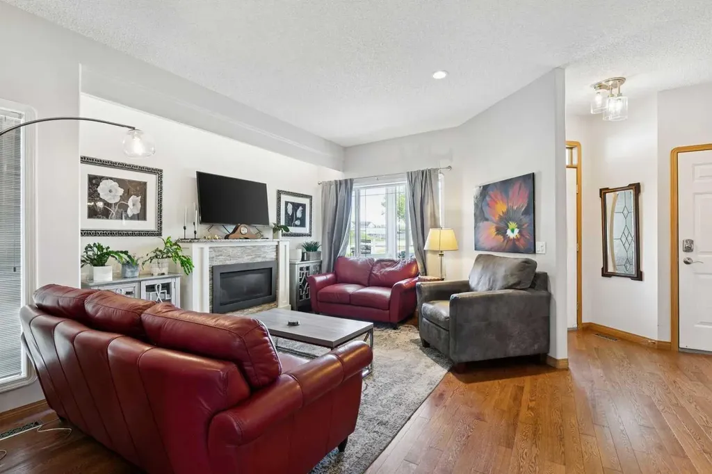 101 Sandstone Court Okotoks AB T1S 1R2