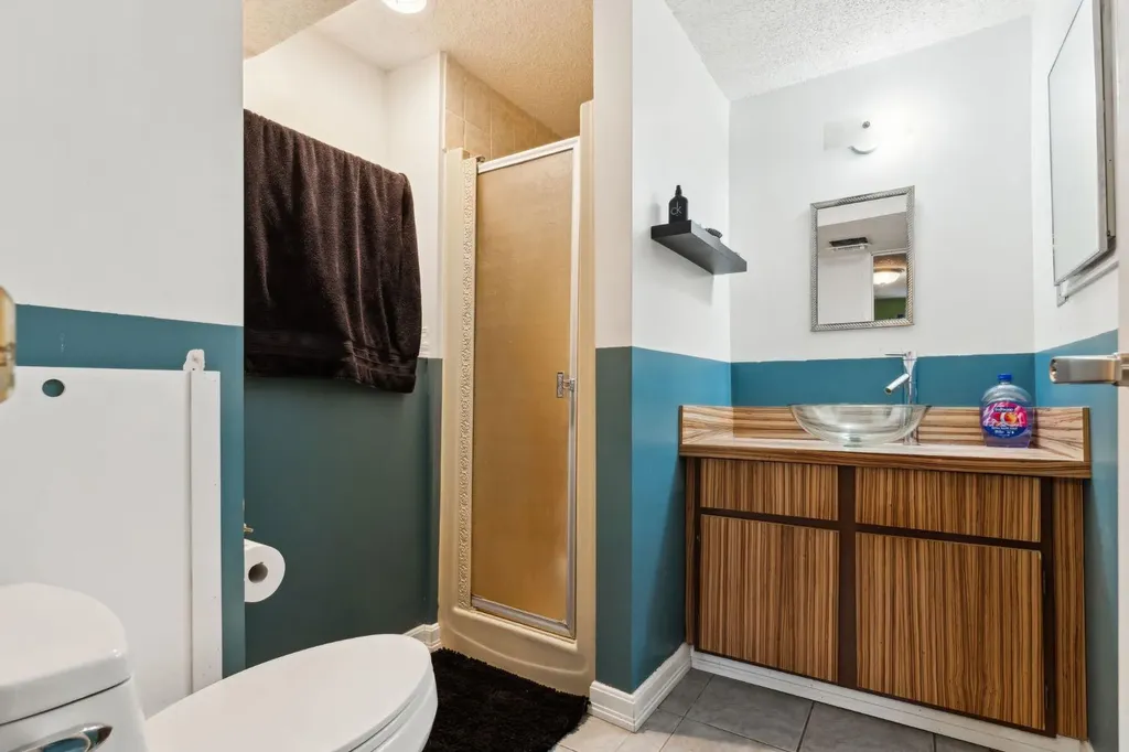 147 Falchurch Crescent NE Calgary AB T3J1J9