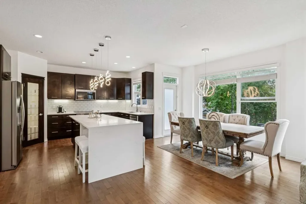 52 Tremblant Way SW Calgary AB T3H 0C4