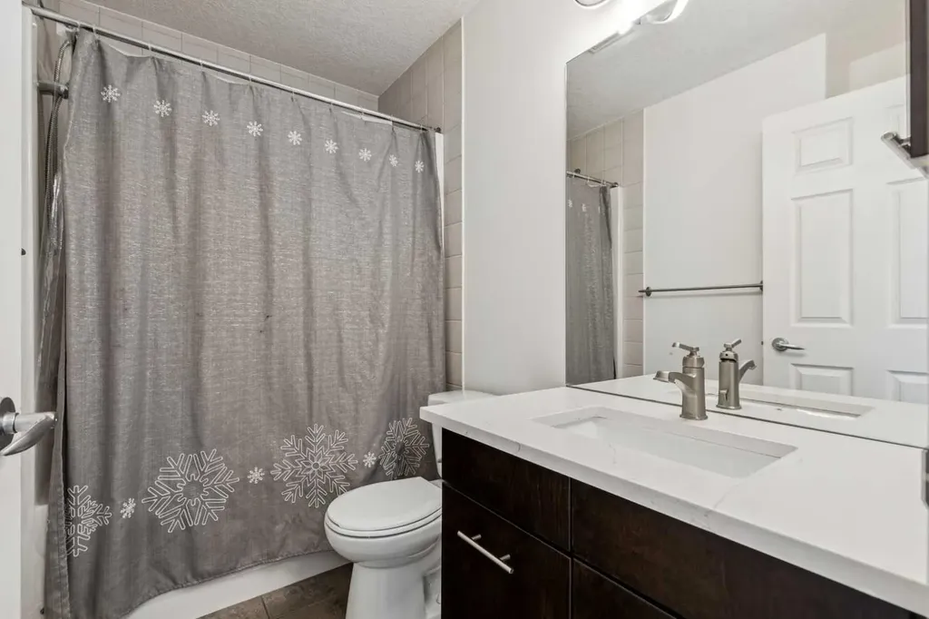 52 Tremblant Way SW Calgary AB T3H 0C4