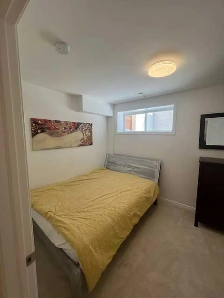 52 Tremblant Way SW Calgary AB T3H 0C4