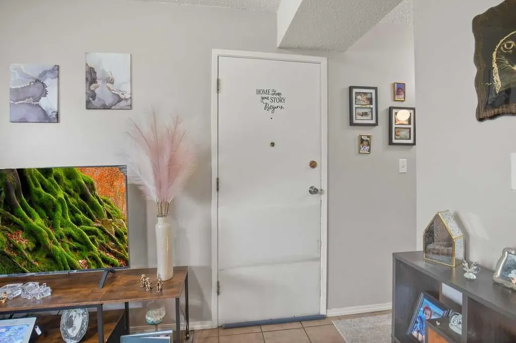 4639 48 Street Sylvan Lake AB T4S 1L4