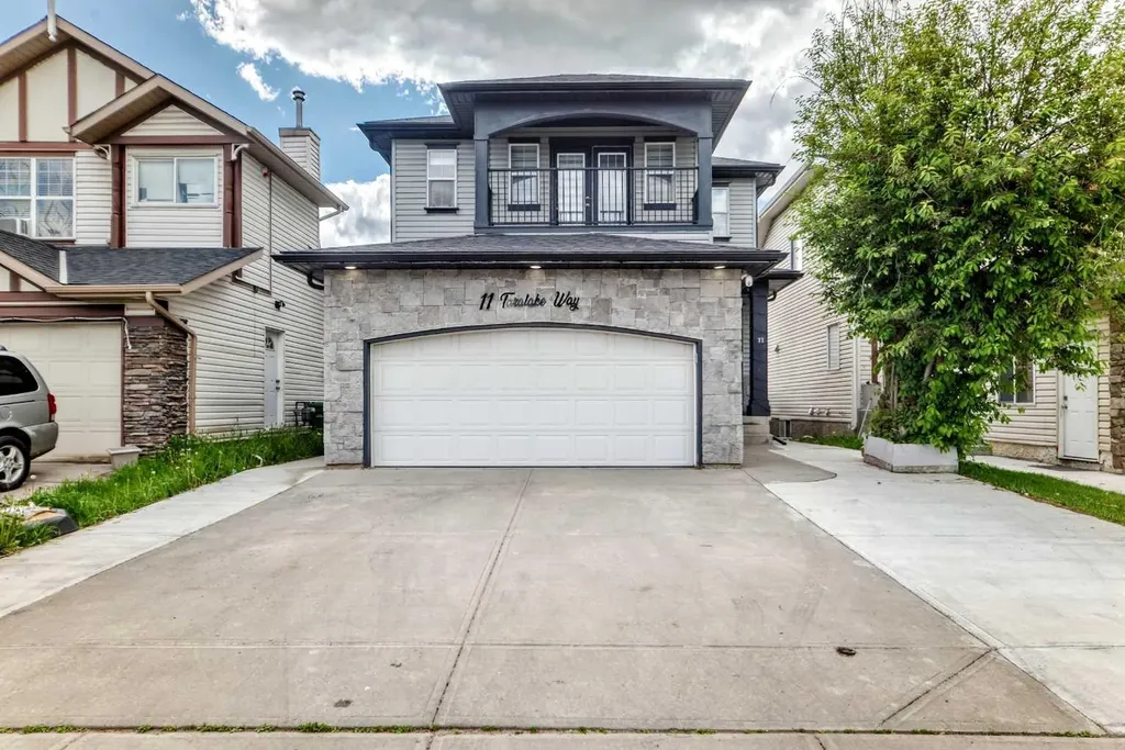 11 Taralake Way NE Calgary AB T3J 5L8