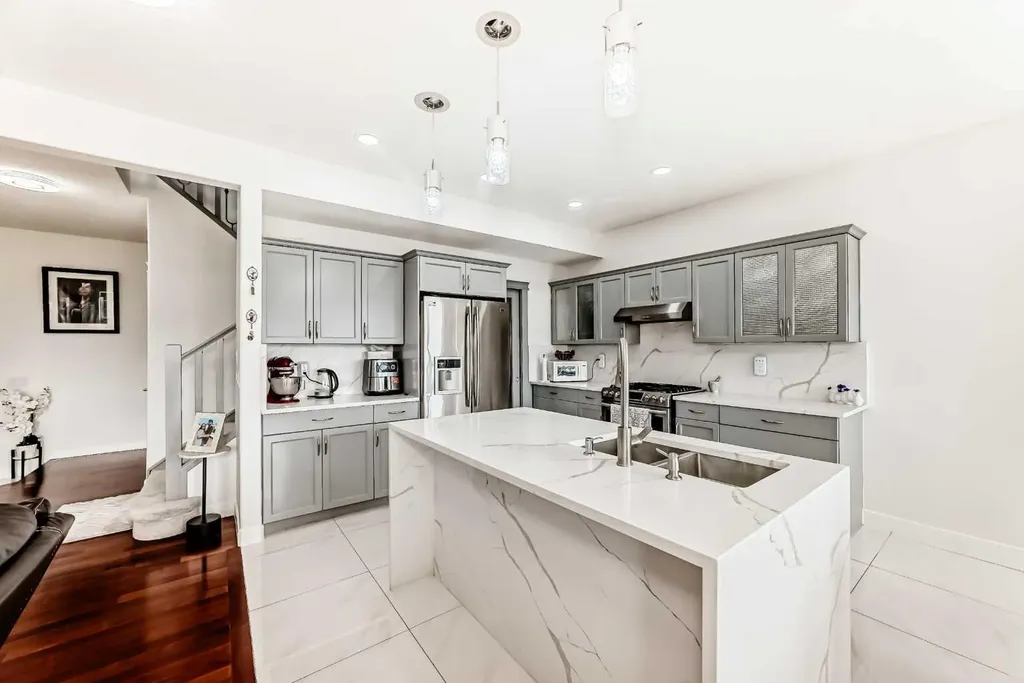 11 Taralake Way NE Calgary AB T3J 5L8