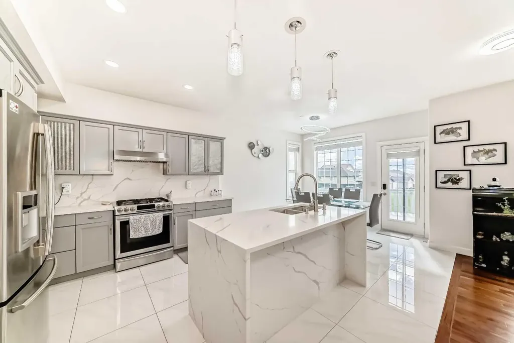 11 Taralake Way NE Calgary AB T3J 5L8