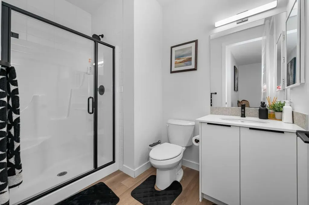 346 Edith Road NW Calgary AB T3R1Y9