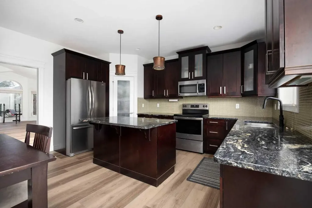 248 Hawthorn Way Fort Mcmurray AB T9K 0T2