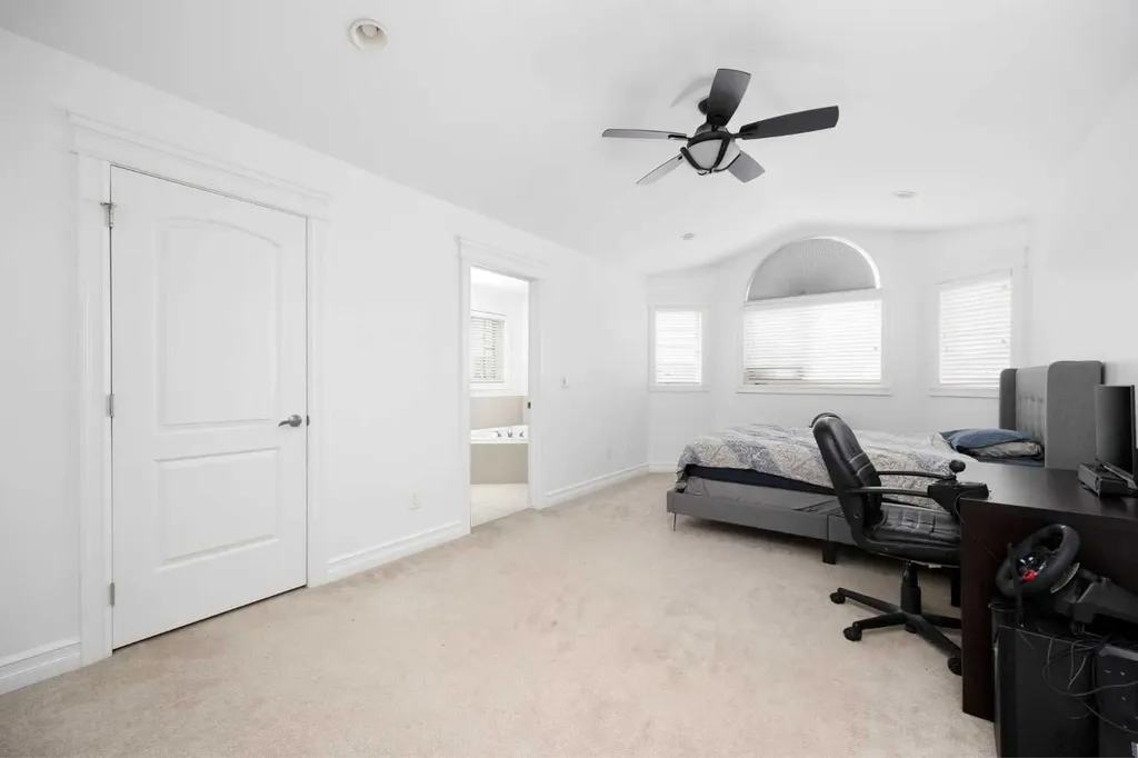 248 Hawthorn Way Fort Mcmurray AB T9K 0T2
