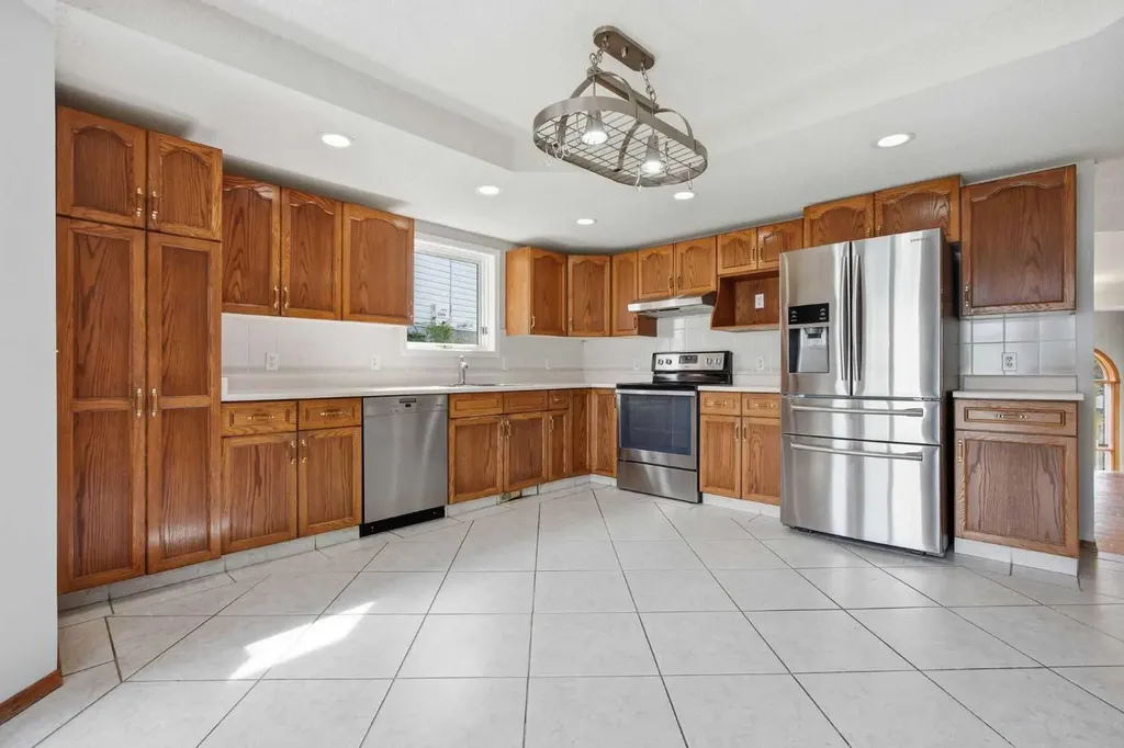 201 Sierra Morena Circle SW Calgary AB T3H 2W8