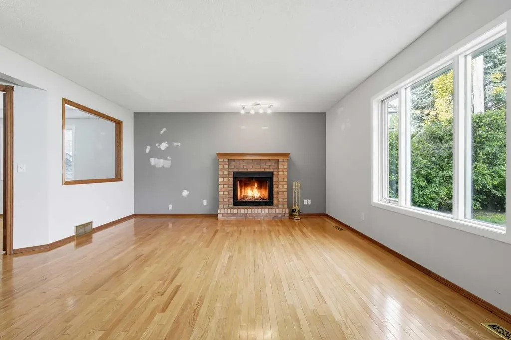 201 Sierra Morena Circle SW Calgary AB T3H 2W8