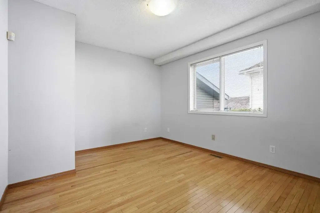 201 Sierra Morena Circle SW Calgary AB T3H 2W8