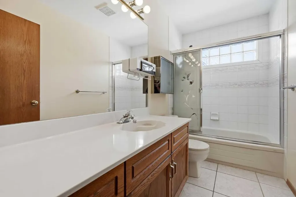 201 Sierra Morena Circle SW Calgary AB T3H 2W8