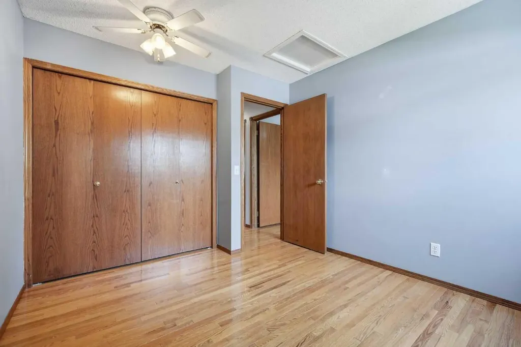 201 Sierra Morena Circle SW Calgary AB T3H 2W8