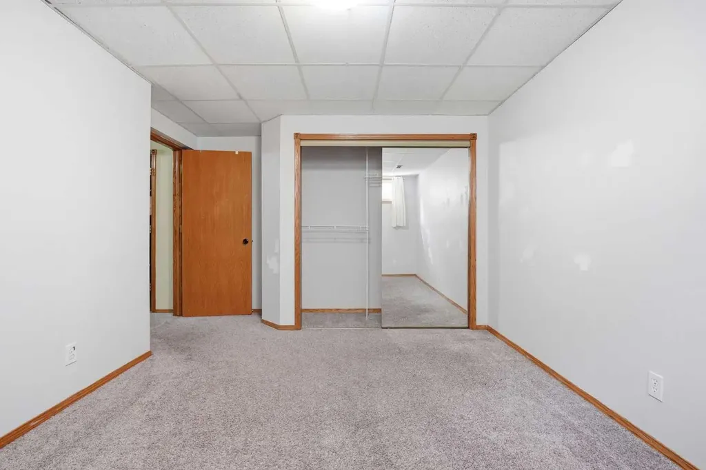 201 Sierra Morena Circle SW Calgary AB T3H 2W8