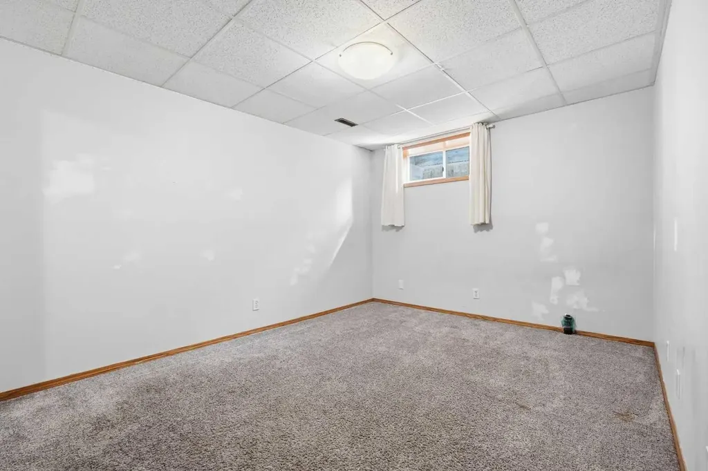 201 Sierra Morena Circle SW Calgary AB T3H 2W8