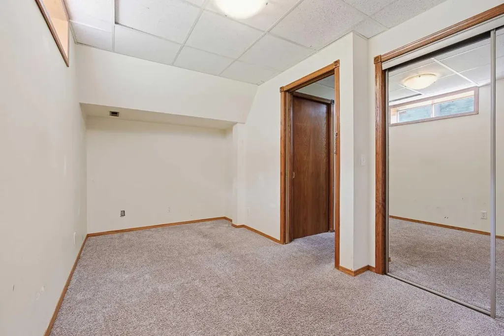 201 Sierra Morena Circle SW Calgary AB T3H 2W8
