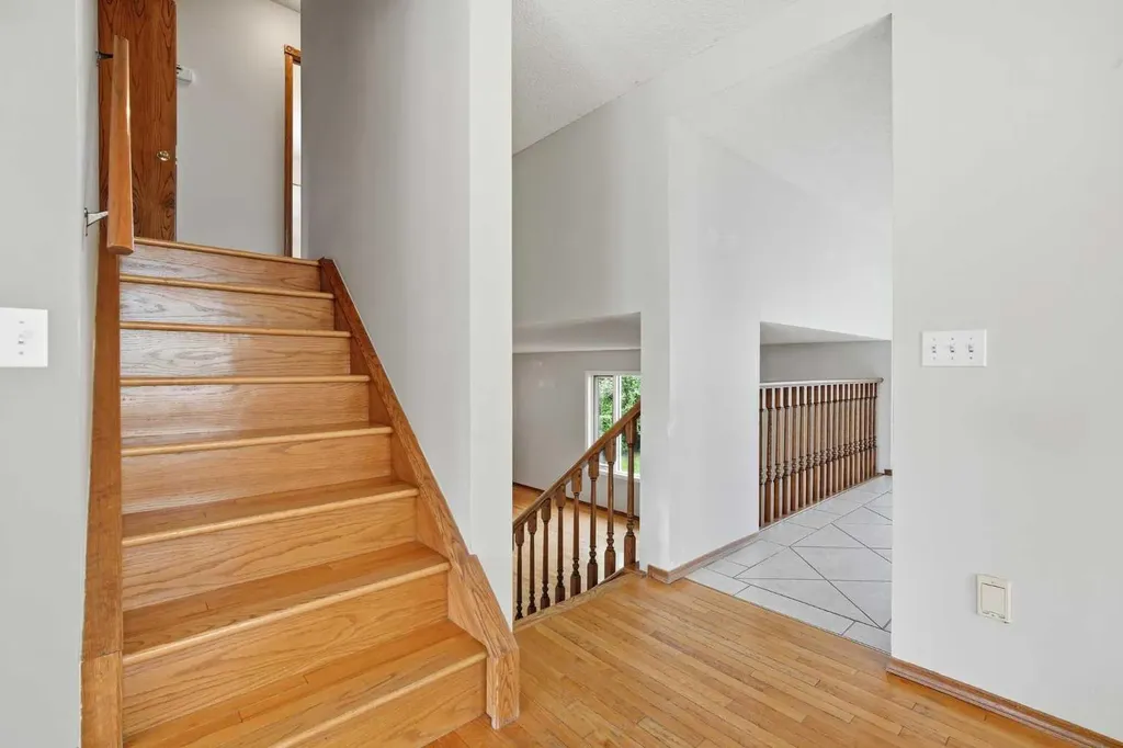 201 Sierra Morena Circle SW Calgary AB T3H 2W8