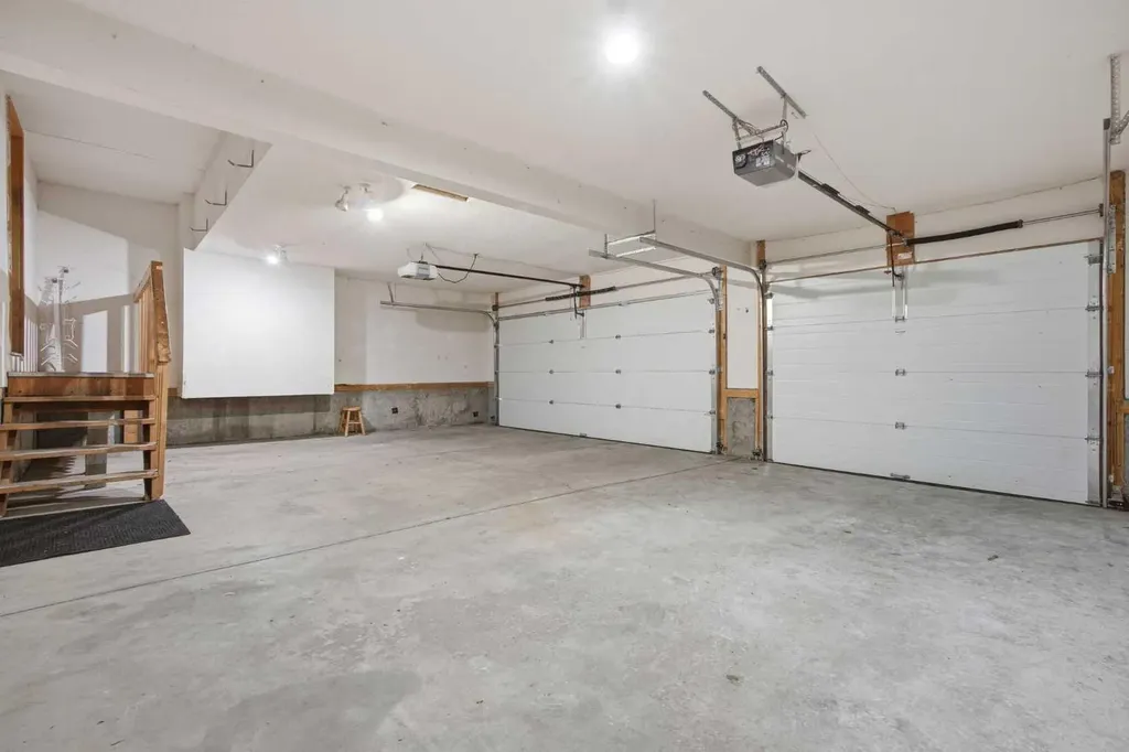 201 Sierra Morena Circle SW Calgary AB T3H 2W8