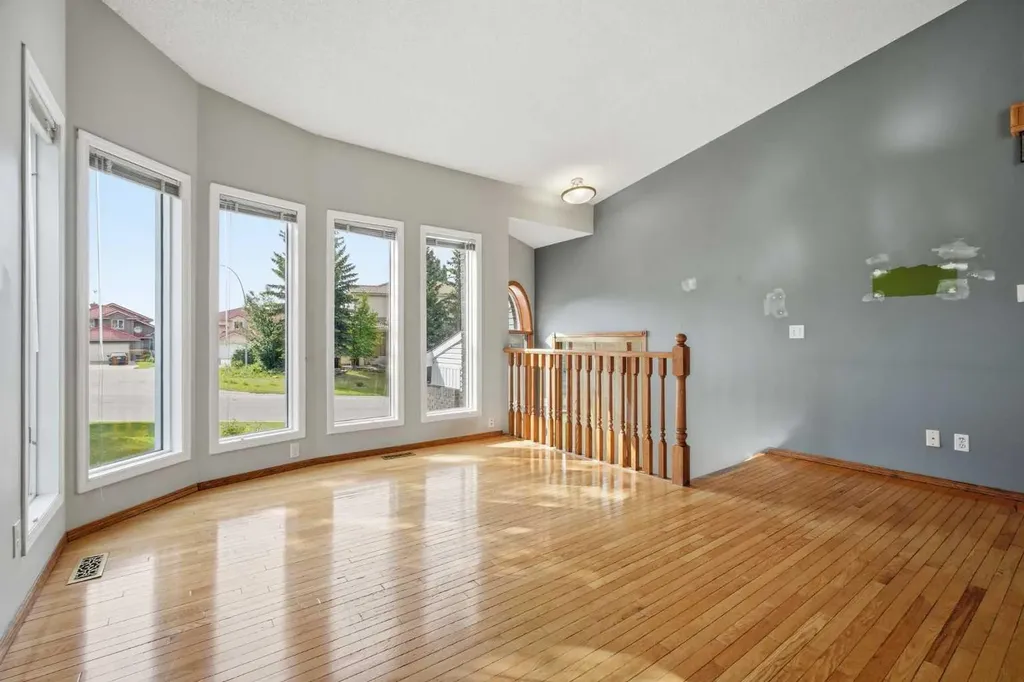 201 Sierra Morena Circle SW Calgary AB T3H 2W8