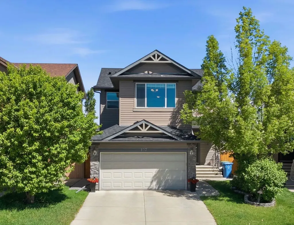 107 Everoak Green SW Calgary AB T2Y 0J6