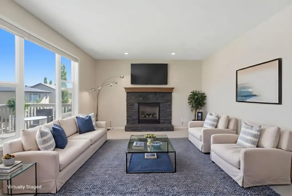 107 Everoak Green SW Calgary AB T2Y 0J6