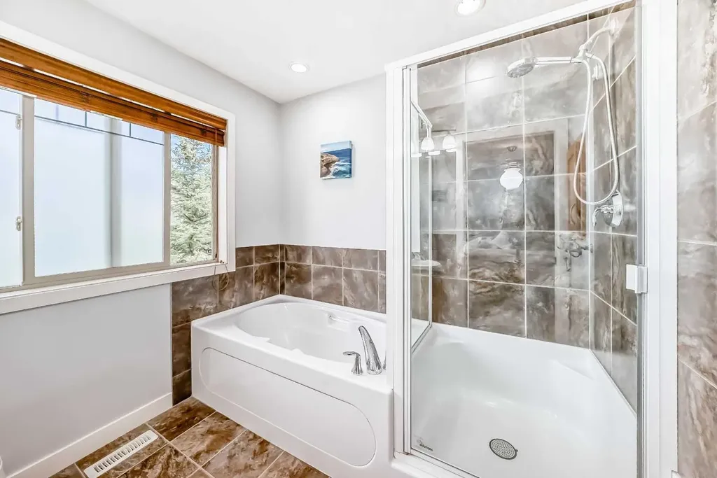 413 River Avenue Cochrane AB T4C 0N9