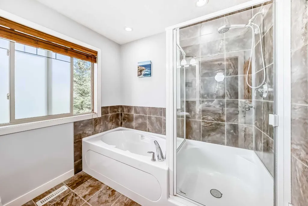 413 River Avenue Cochrane AB T4C 0N9