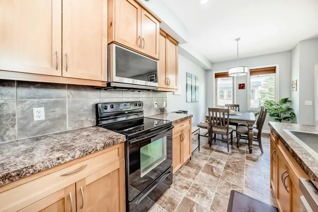 413 River Avenue Cochrane AB T4C 0N9