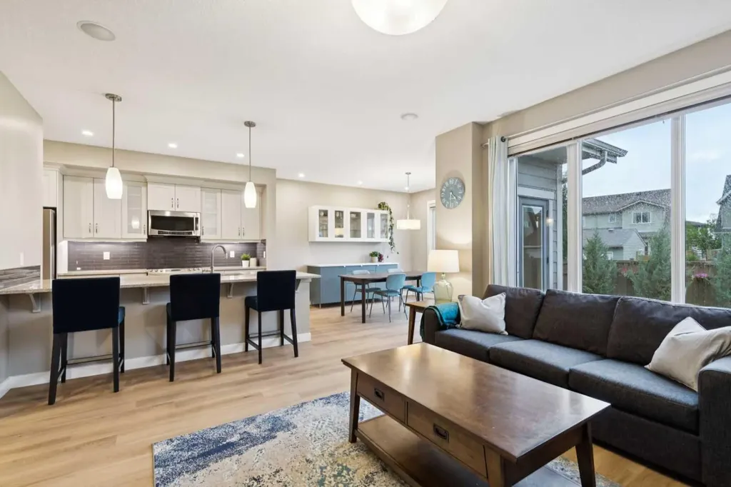 52 Marquis Crescent SE Calgary AB T3M 1X9