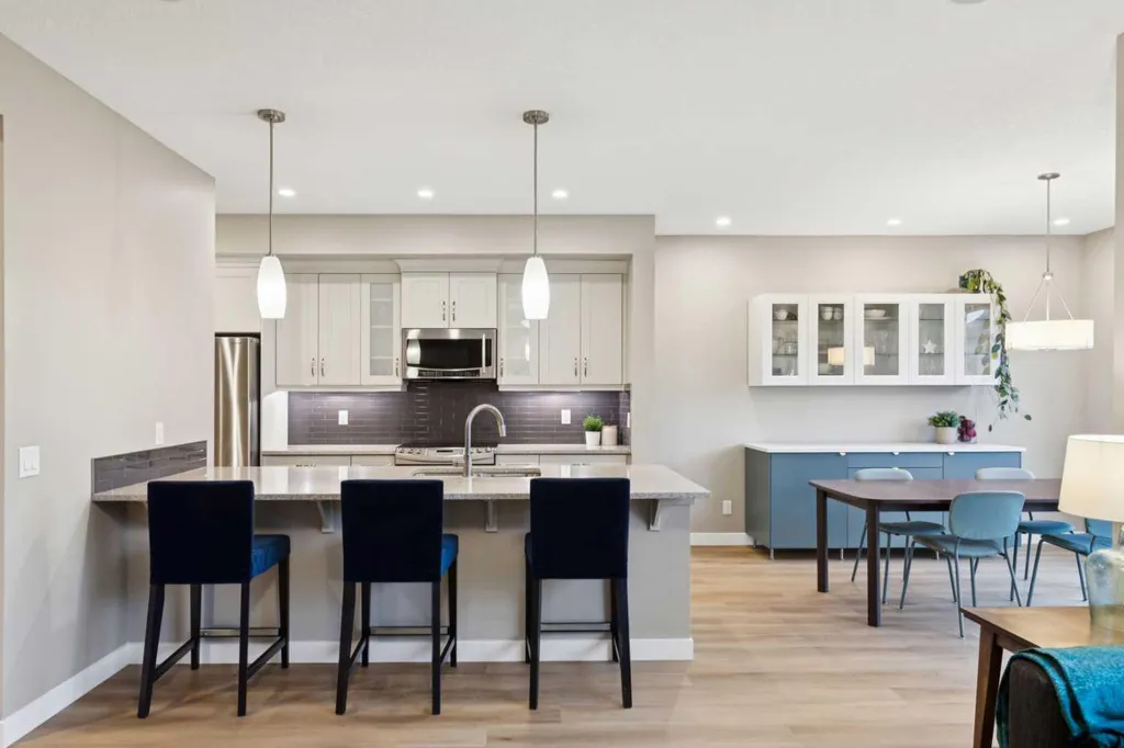 52 Marquis Crescent SE Calgary AB T3M 1X9