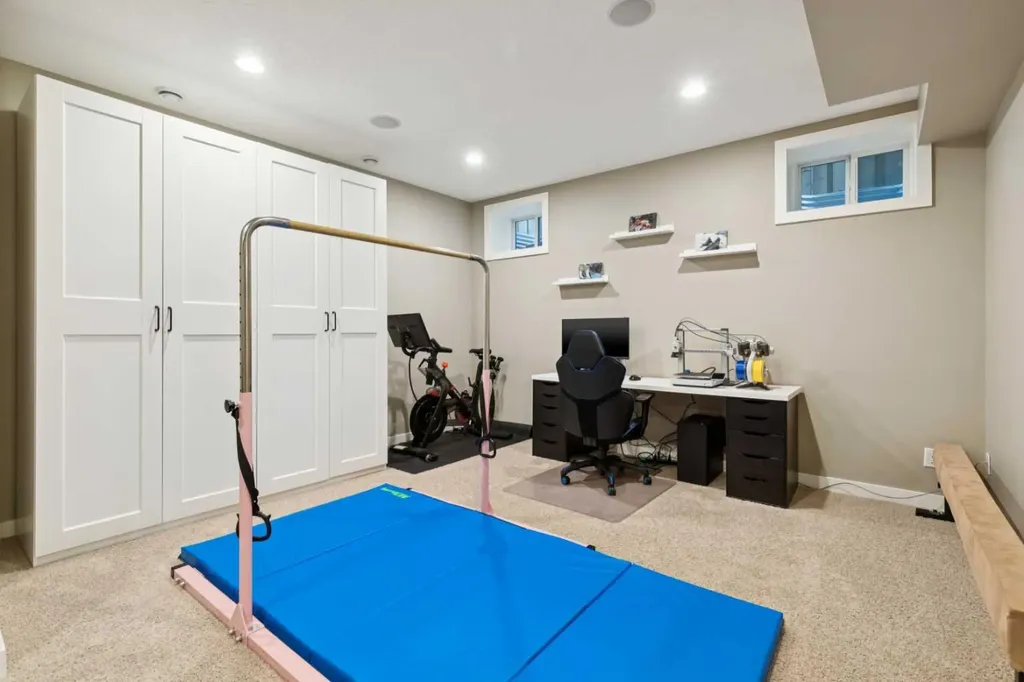 52 Marquis Crescent SE Calgary AB T3M 1X9