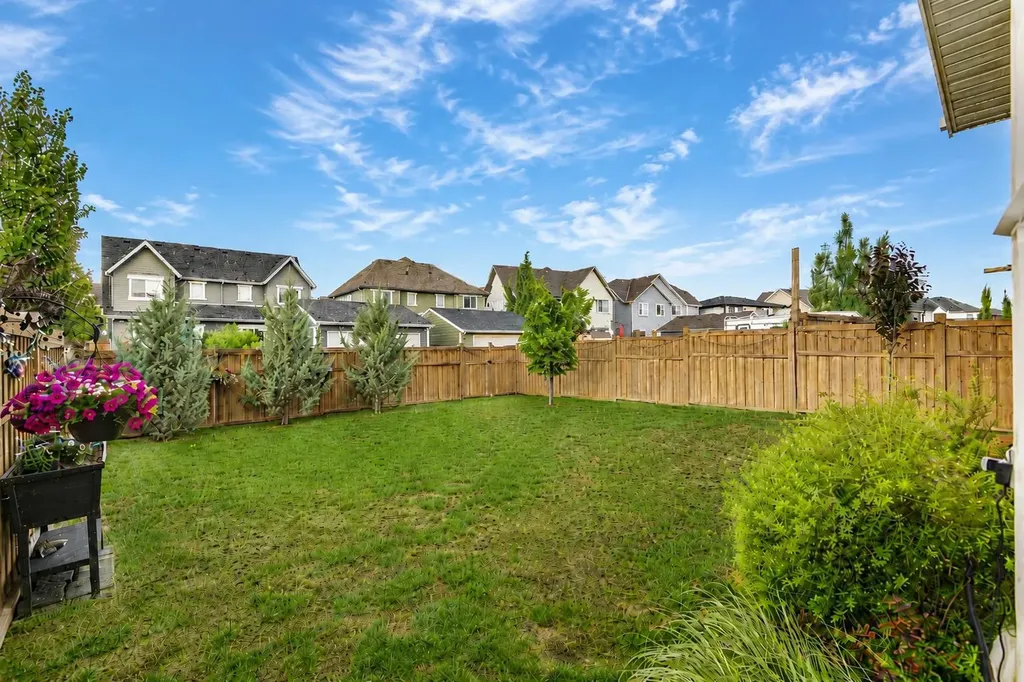 52 Marquis Crescent SE Calgary AB T3M 1X9