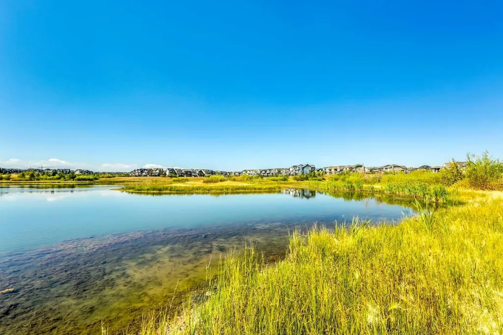 52 Marquis Crescent SE Calgary AB T3M 1X9