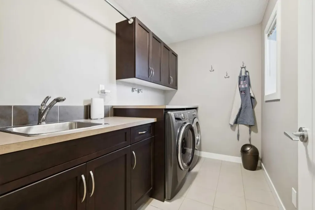 52 Marquis Crescent SE Calgary AB T3M 1X9