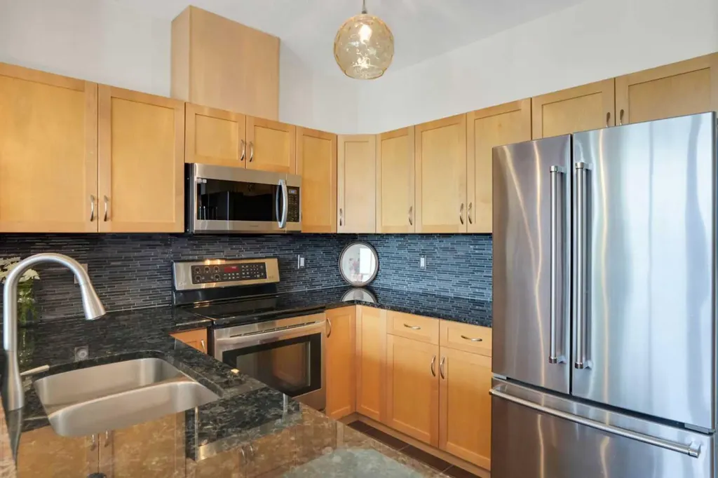 540 5 Avenue NE Calgary AB T2E 0L2