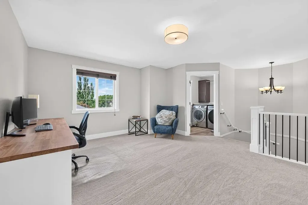 82 Douglasview Circle SE Calgary AB T2Z 2P5