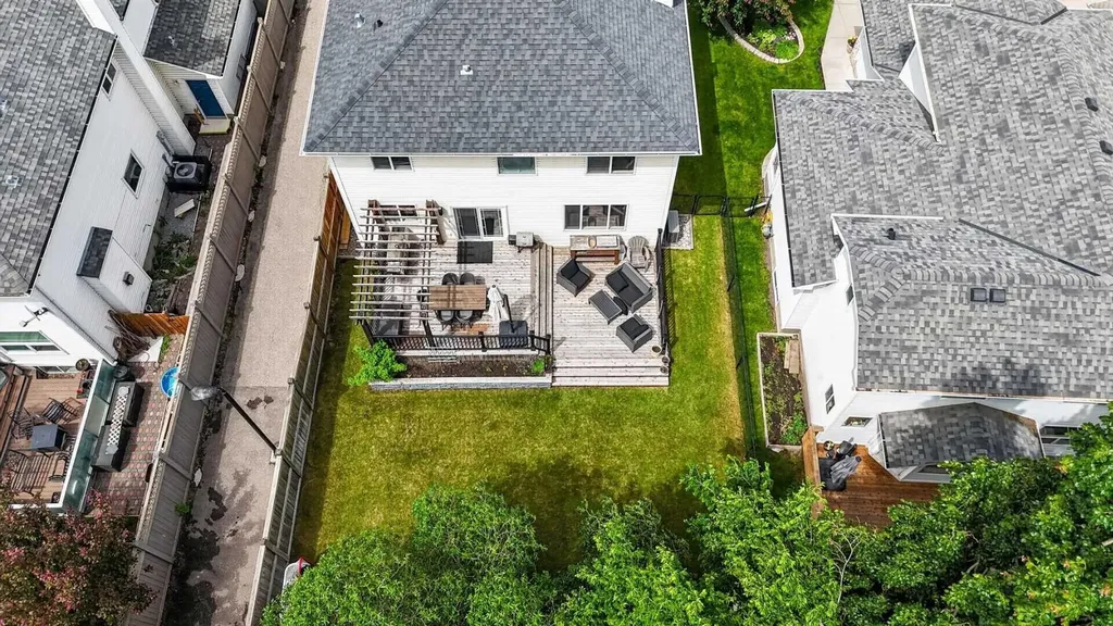 82 Douglasview Circle SE Calgary AB T2Z 2P5