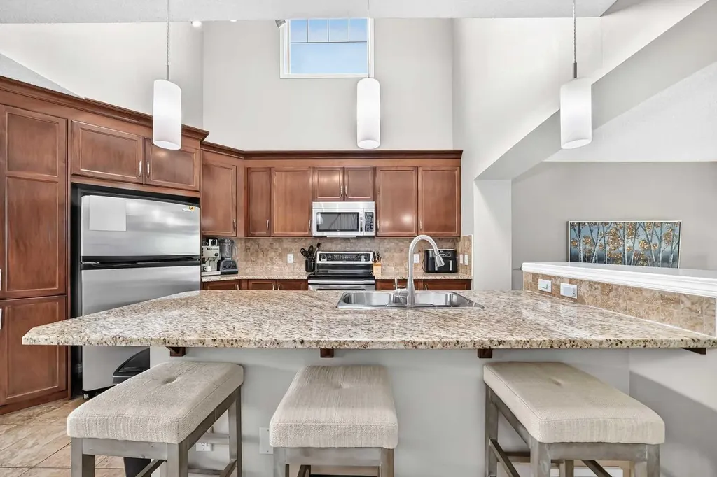 114 Auburn Bay Crescent SE Calgary AB T3M 0E3