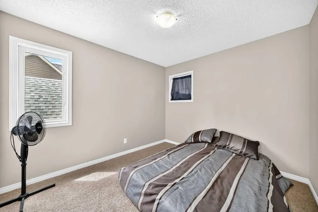 114 Auburn Bay Crescent SE Calgary AB T3M 0E3