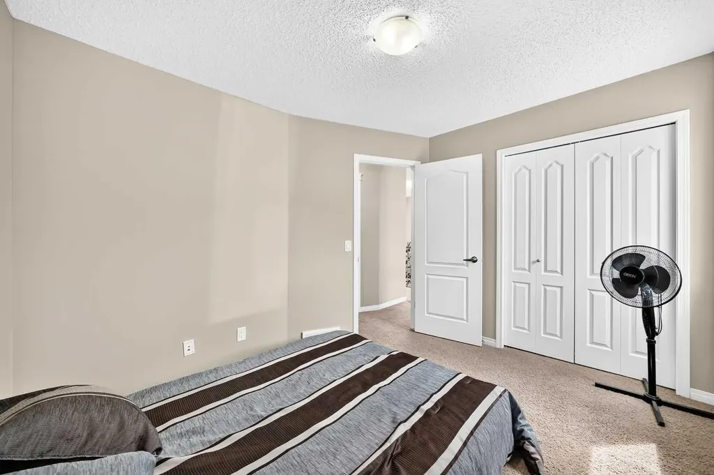 114 Auburn Bay Crescent SE Calgary AB T3M 0E3