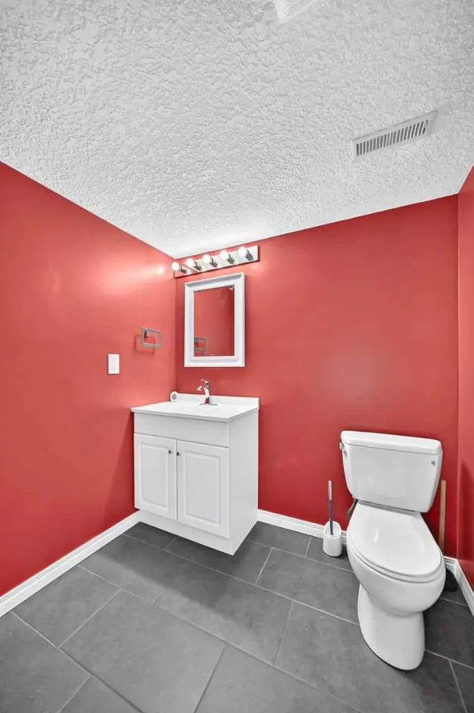 114 Auburn Bay Crescent SE Calgary AB T3M 0E3
