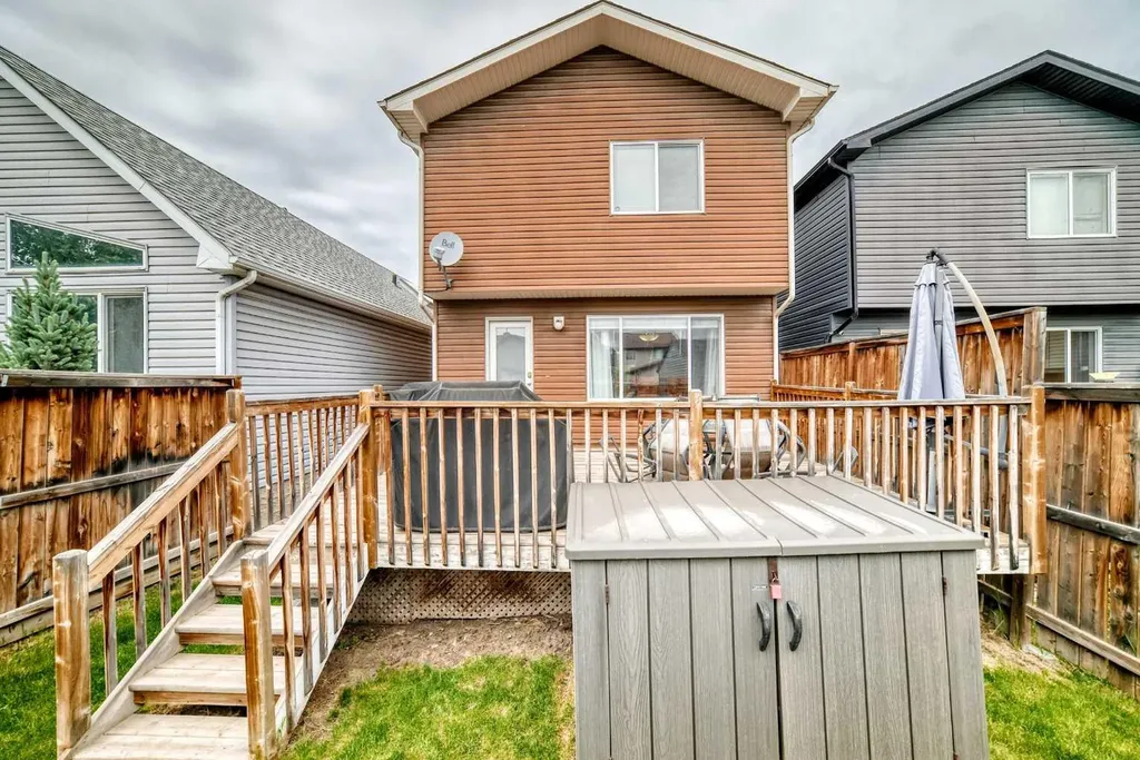 114 Auburn Bay Crescent SE Calgary AB T3M 0E3