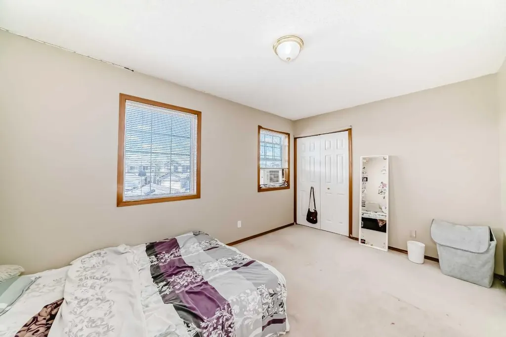 54 Coral Springs Court NE Calgary AB T3J 3W9
