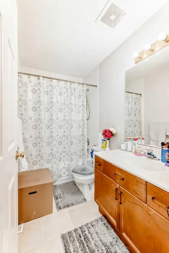 54 Coral Springs Court NE Calgary AB T3J 3W9