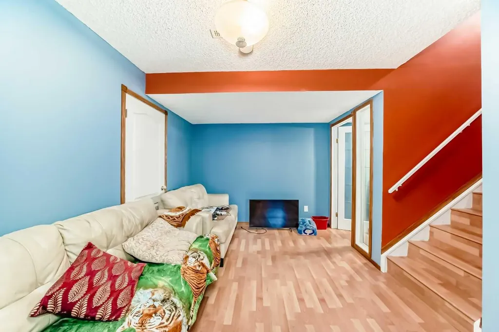 54 Coral Springs Court NE Calgary AB T3J 3W9