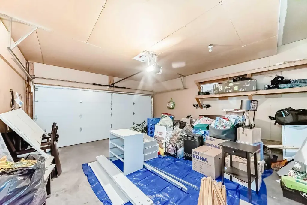54 Coral Springs Court NE Calgary AB T3J 3W9