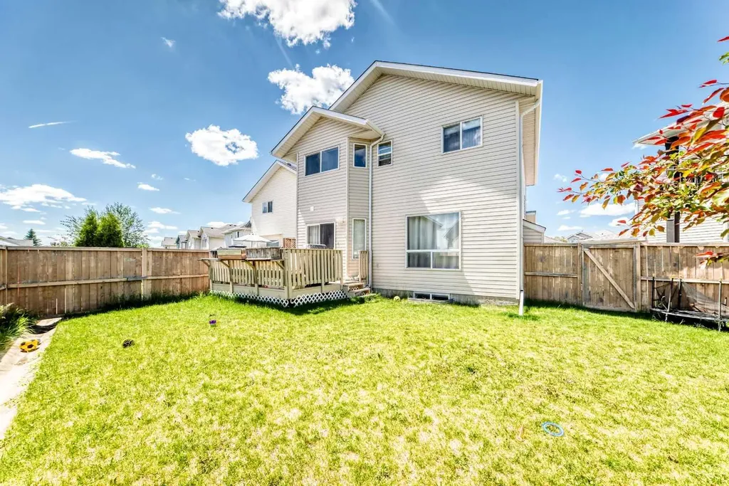 54 Coral Springs Court NE Calgary AB T3J 3W9