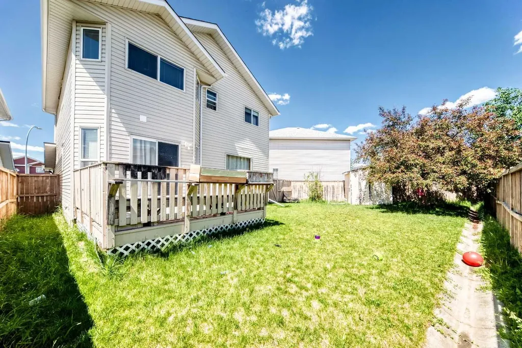 54 Coral Springs Court NE Calgary AB T3J 3W9