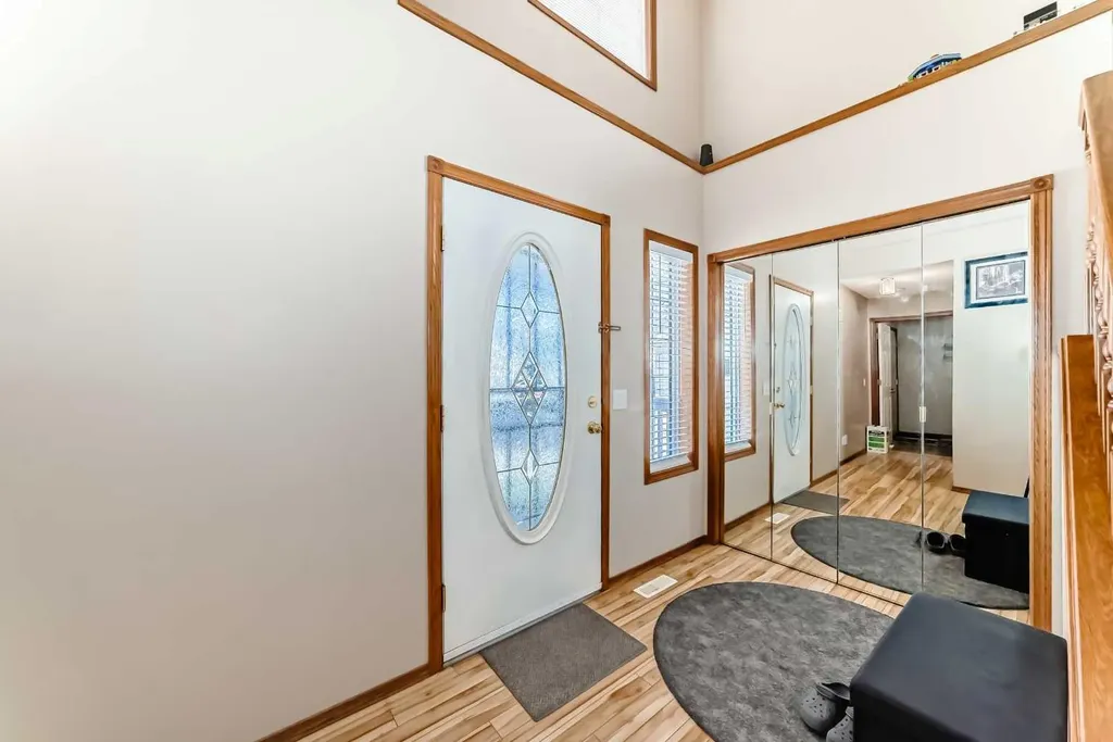 54 Coral Springs Court NE Calgary AB T3J 3W9